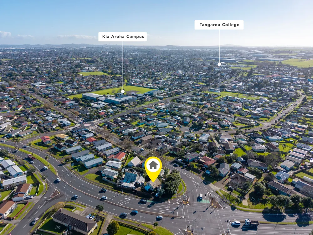 Photos of 90 Te Irirrangi Drive