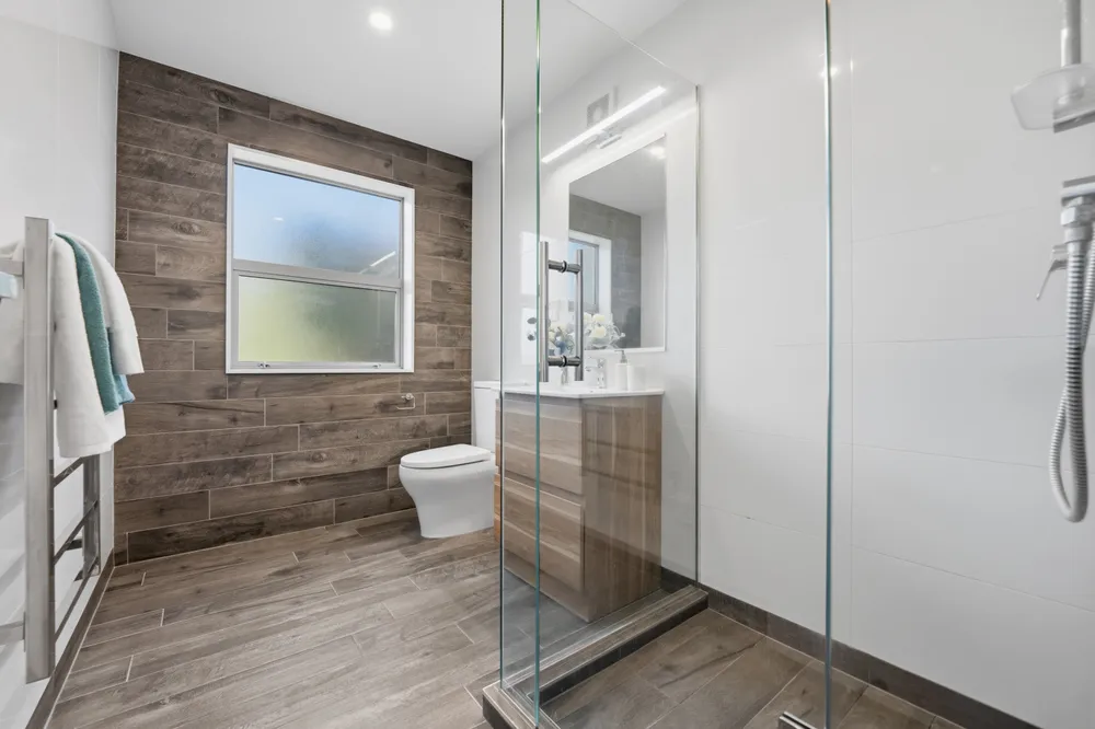Photos of 55 Neal Avenue