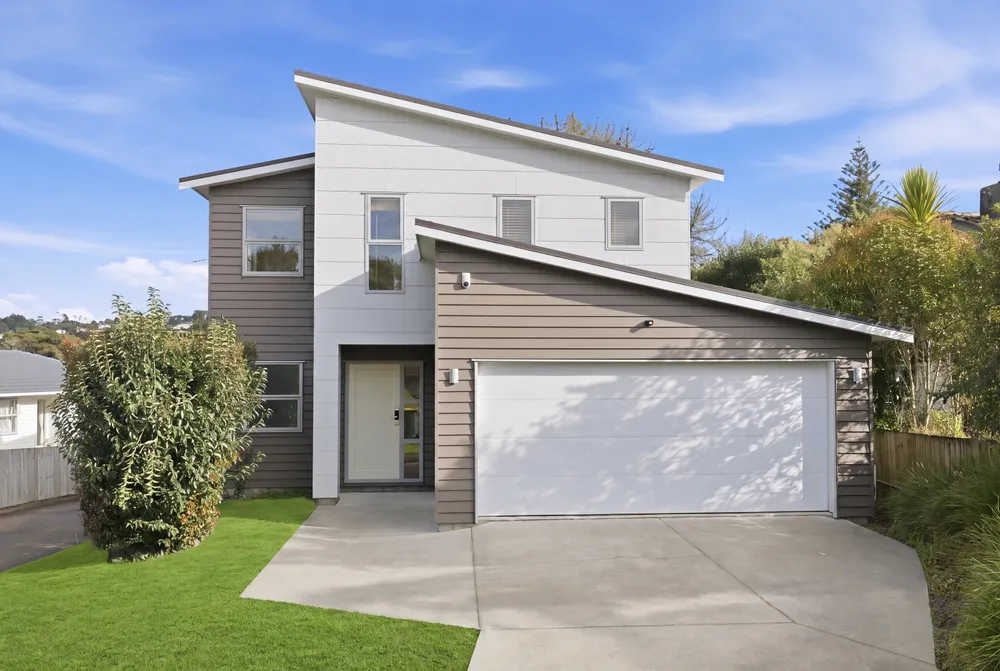 Photos of 55 Neal Avenue