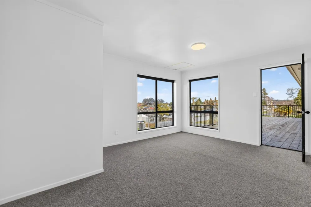 Photos of 22 Queen Street
