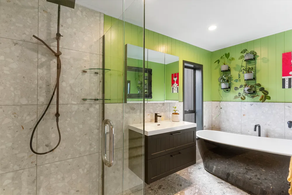 Photos of 118G Runciman Road