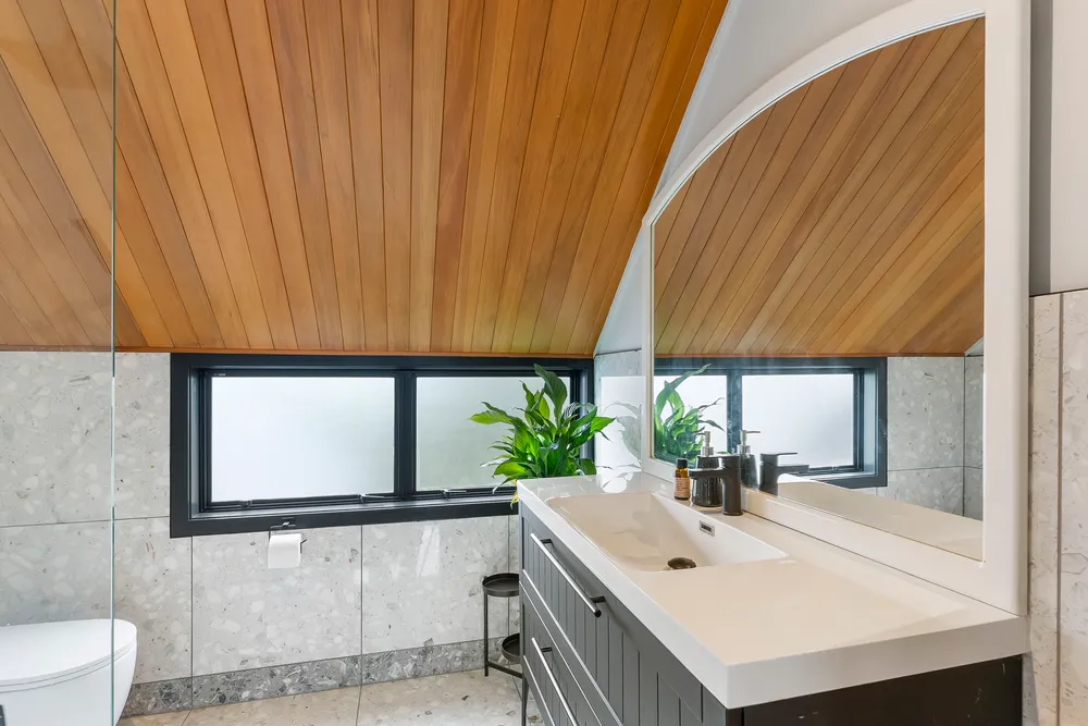 Photos of 118G Runciman Road