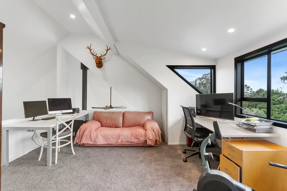 Photos of 118G Runciman Road