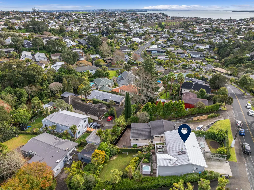 Photos of 44 Grampian Road