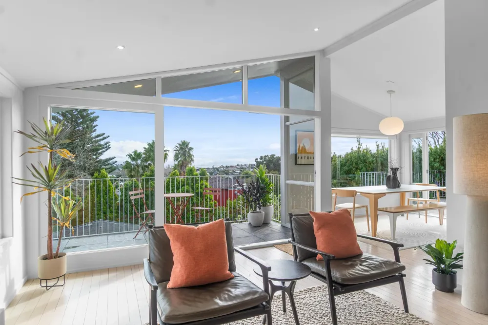 Photos of 44 Grampian Road
