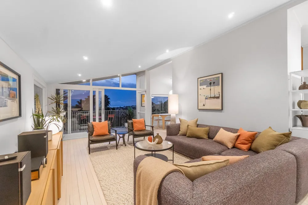 Photos of 44 Grampian Road