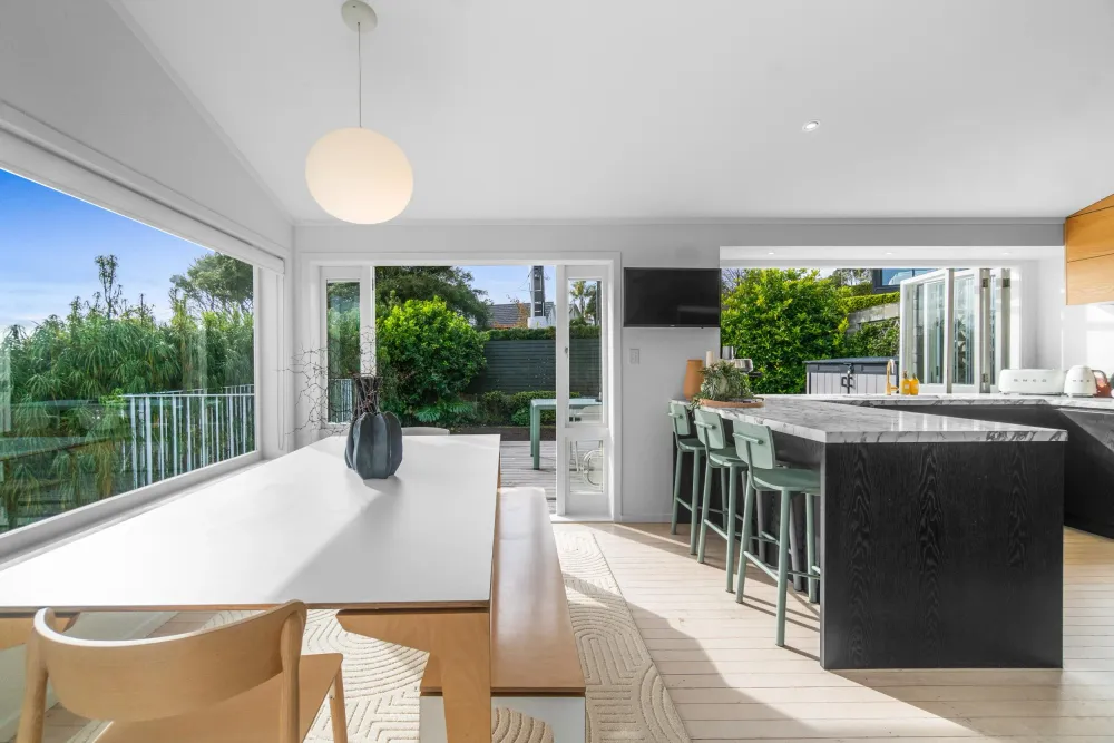 Photos of 44 Grampian Road