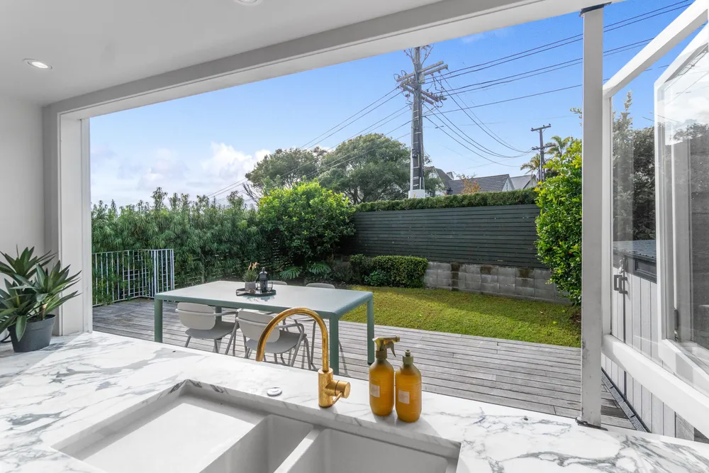Photos of 44 Grampian Road