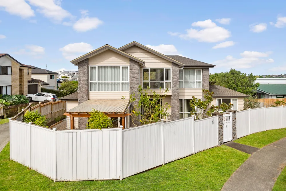 Photos of 9 Keating Rise