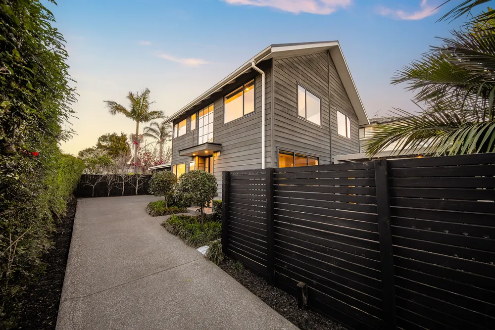 Photos of 28A Rawhiti Road