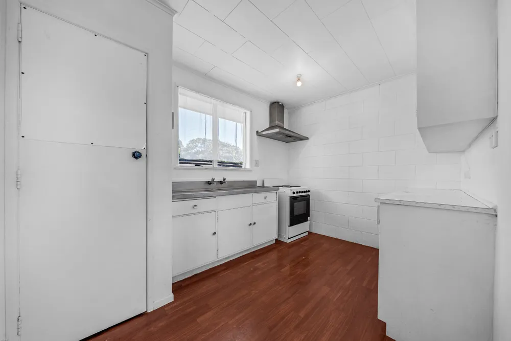 Photos of 16 Birdwood Road