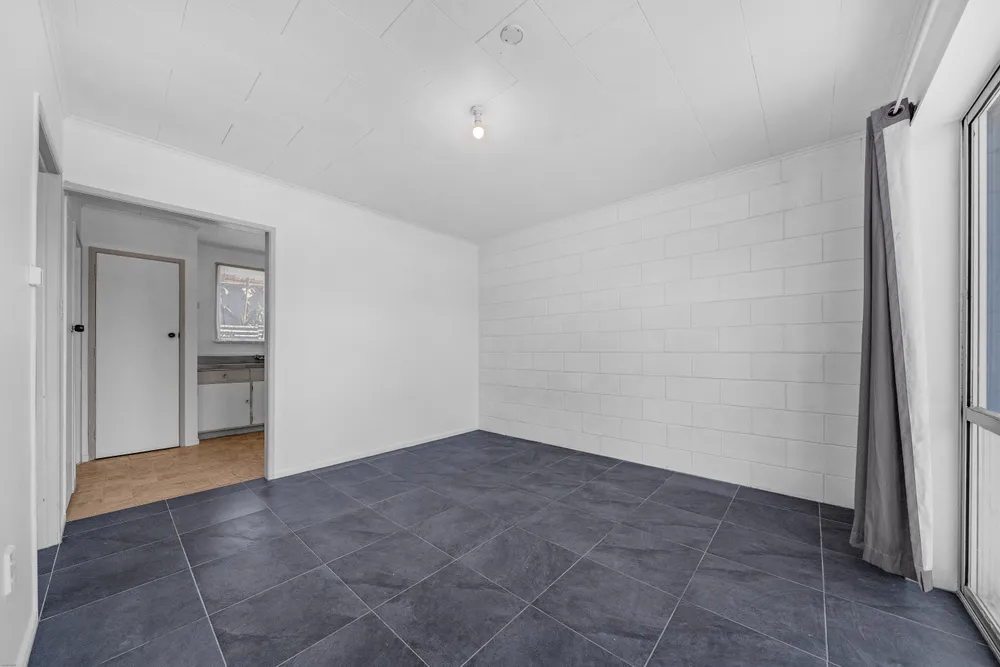 Photos of 16 Birdwood Road