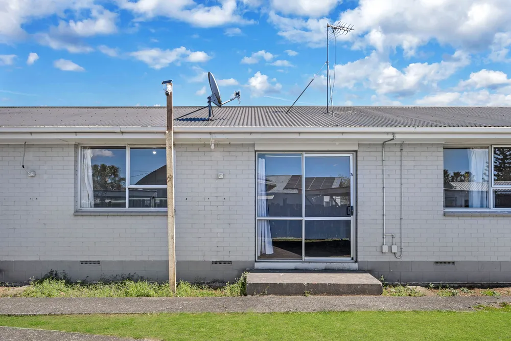 Photos of 16 Birdwood Road