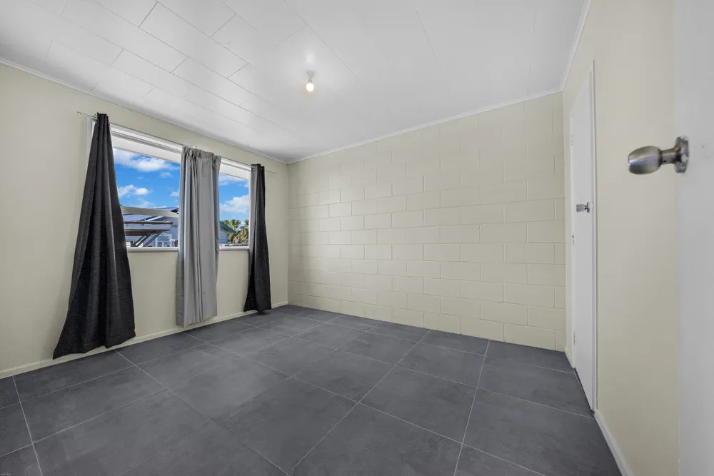Photos of 16 Birdwood Road