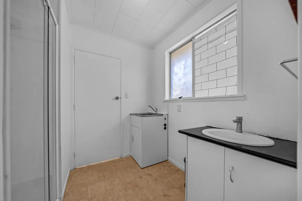 Photos of 16 Birdwood Road