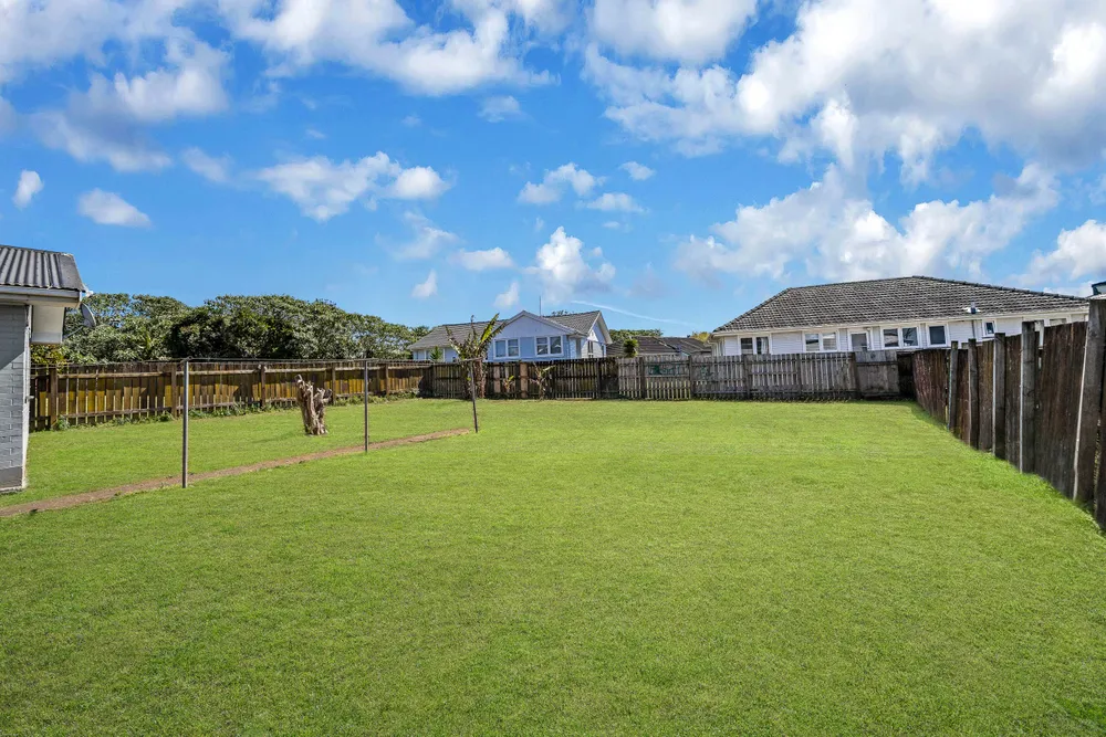 Photos of 16 Birdwood Road