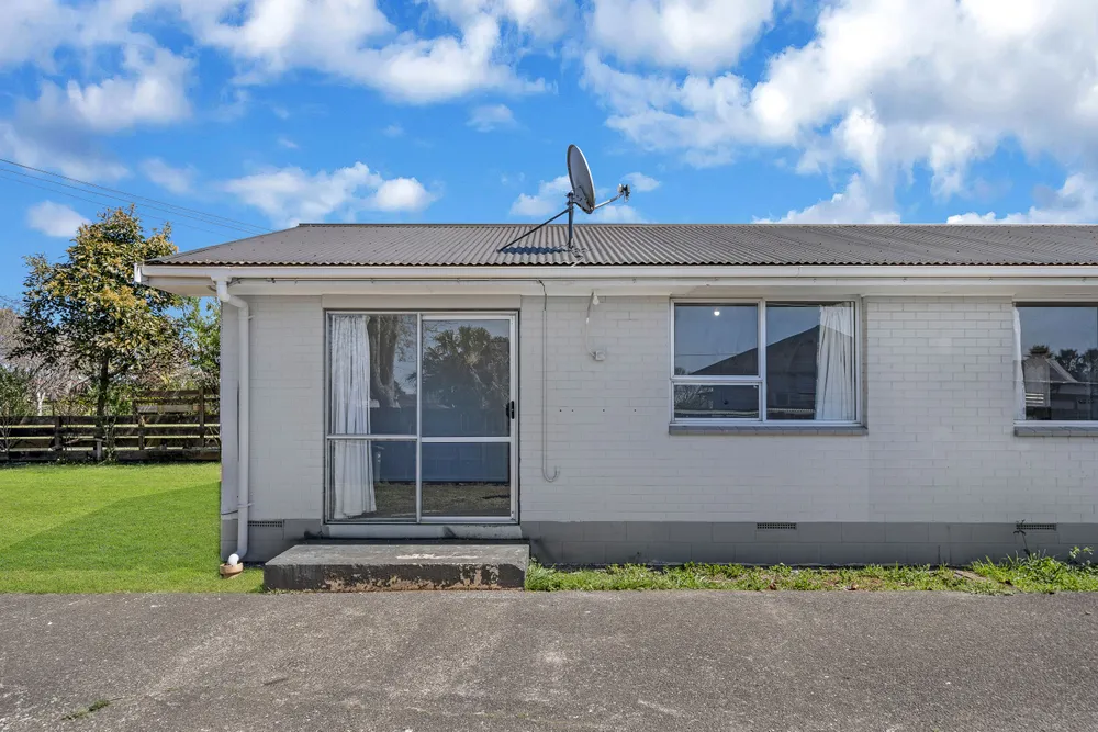 Photos of 16 Birdwood Road
