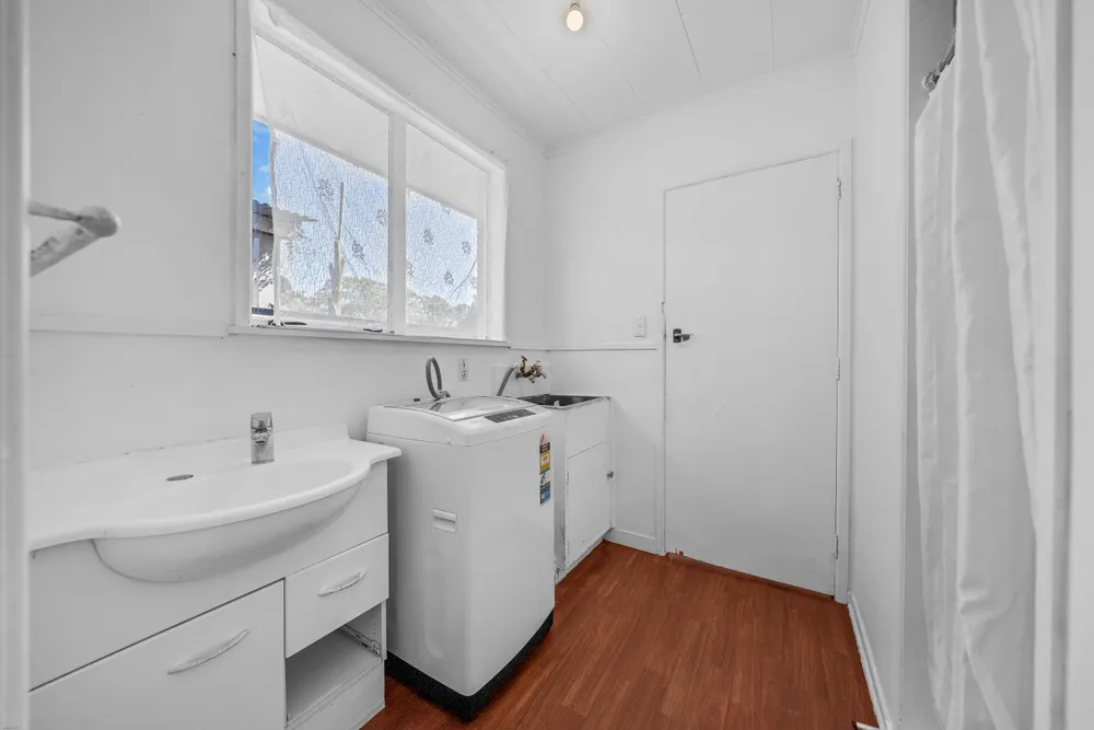 Photos of 16 Birdwood Road