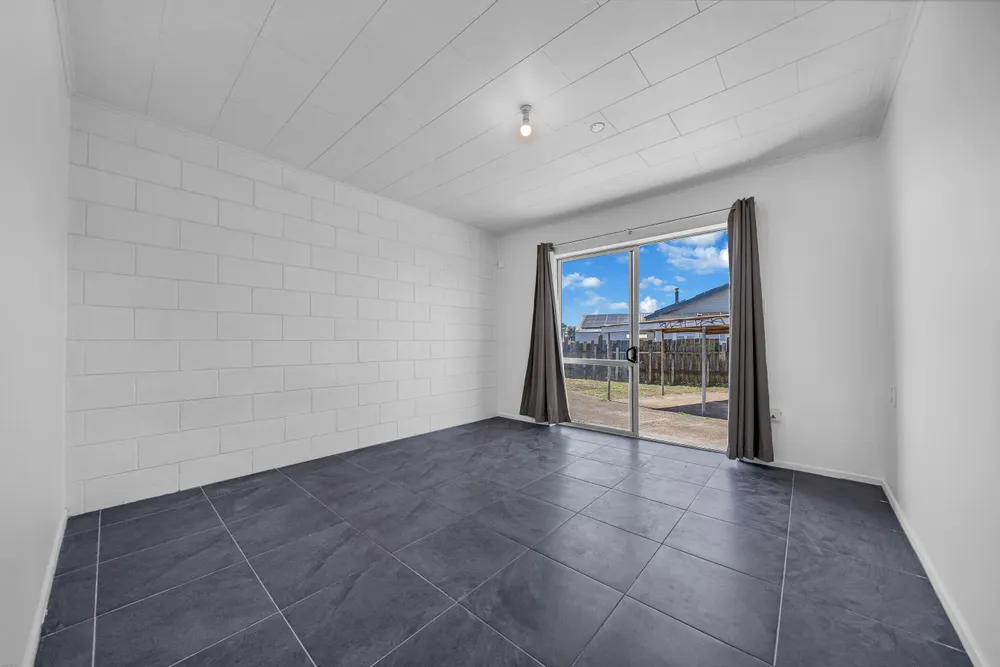 Photos of 16 Birdwood Road