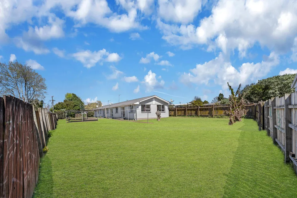 Photos of 16 Birdwood Road
