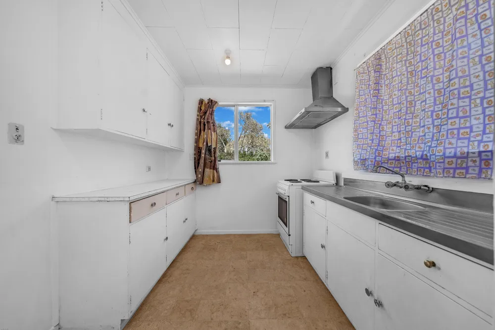Photos of 16 Birdwood Road