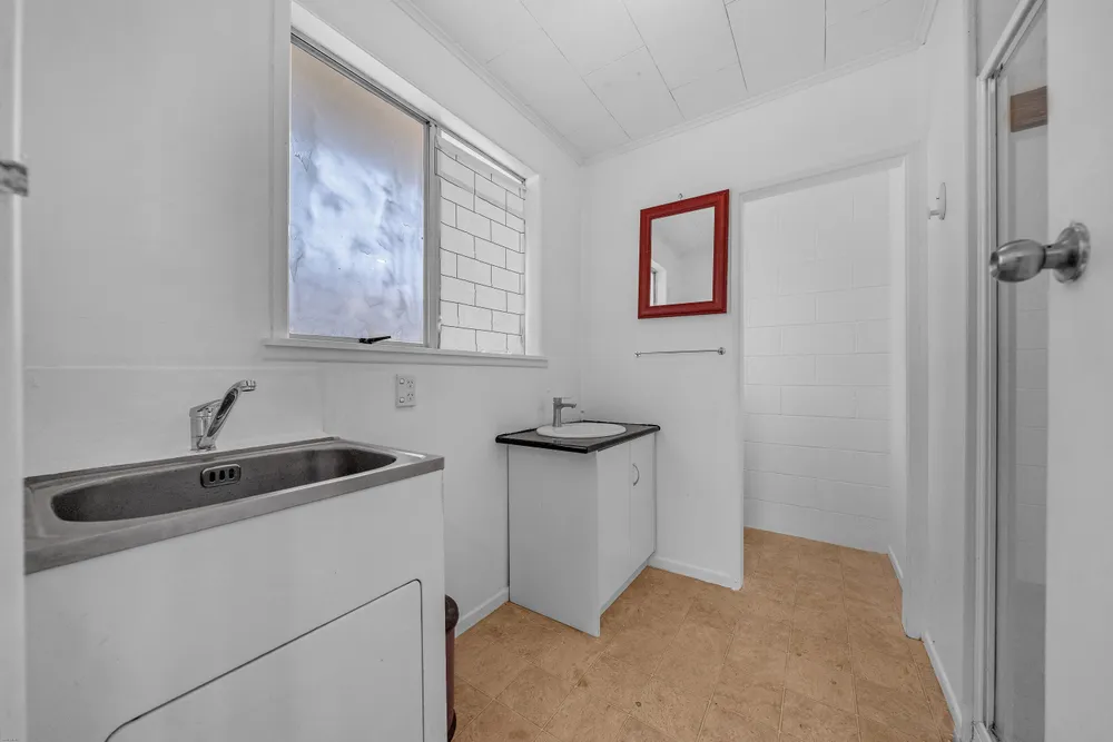 Photos of 16 Birdwood Road