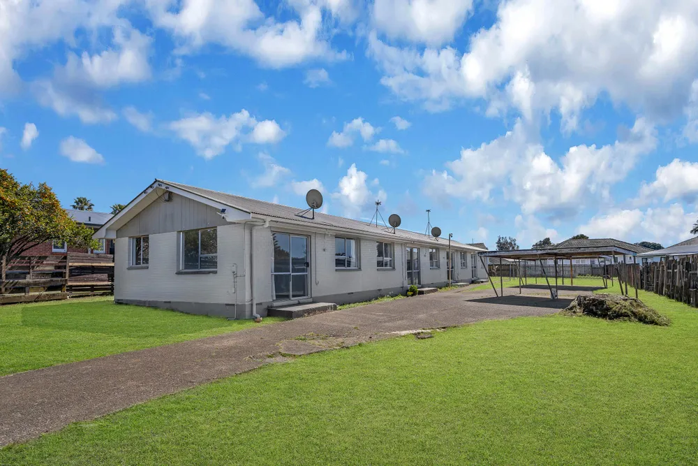 Photos of 16 Birdwood Road