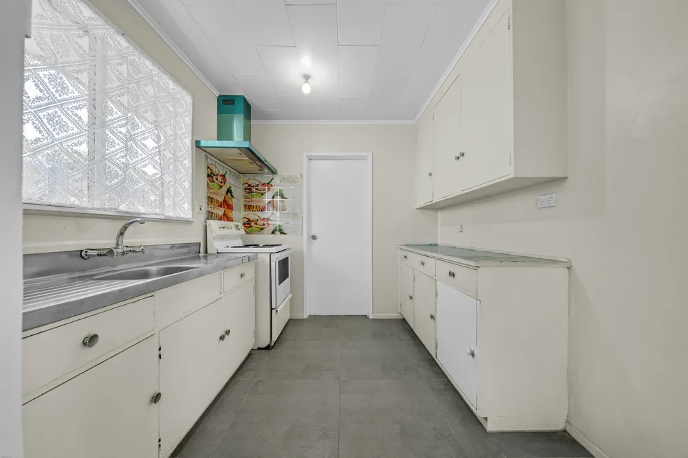 Photos of 16 Birdwood Road