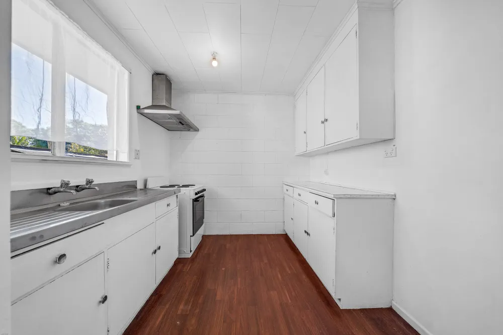Photos of 16 Birdwood Road