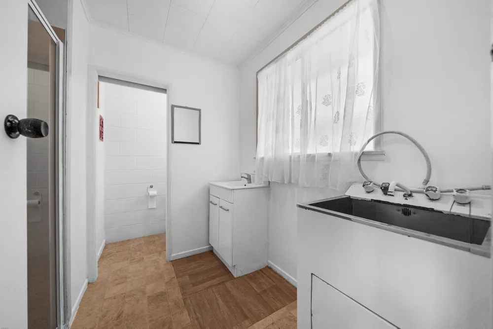 Photos of 16 Birdwood Road