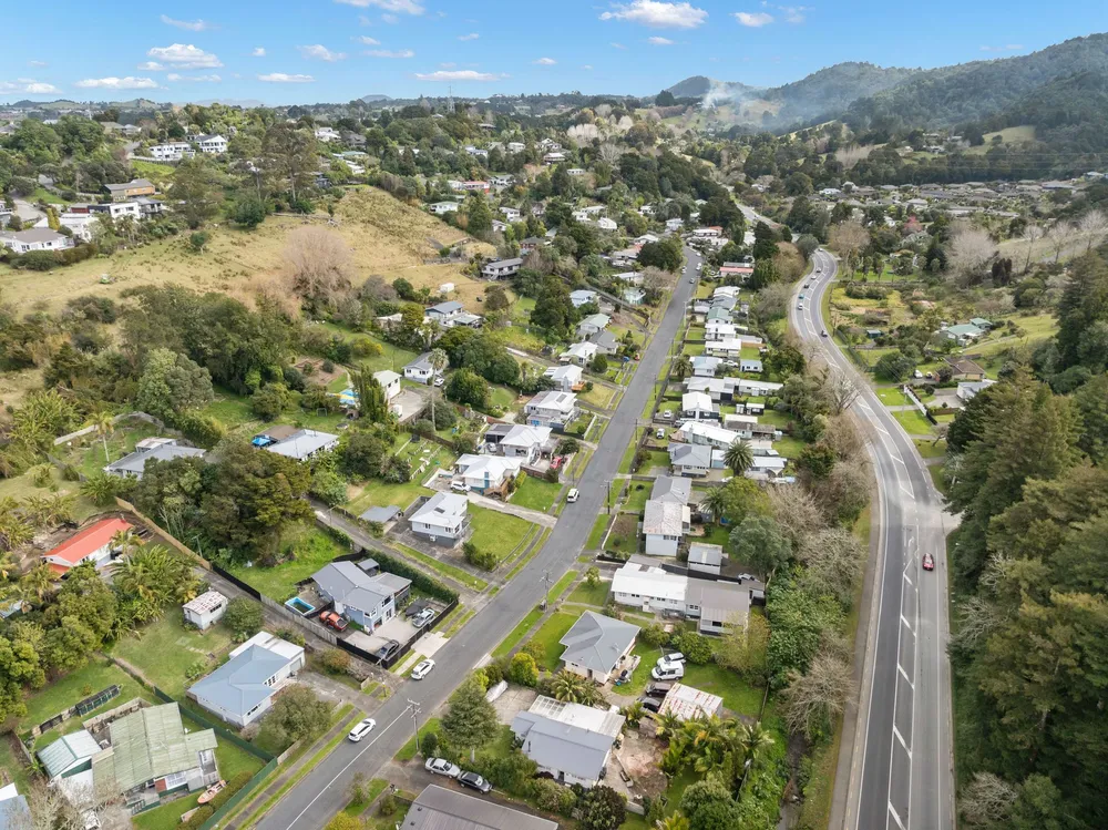 Photos of 13 Silverstream Road