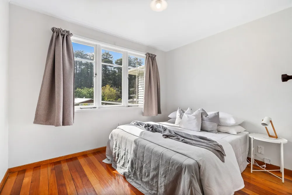Photos of 13 Silverstream Road