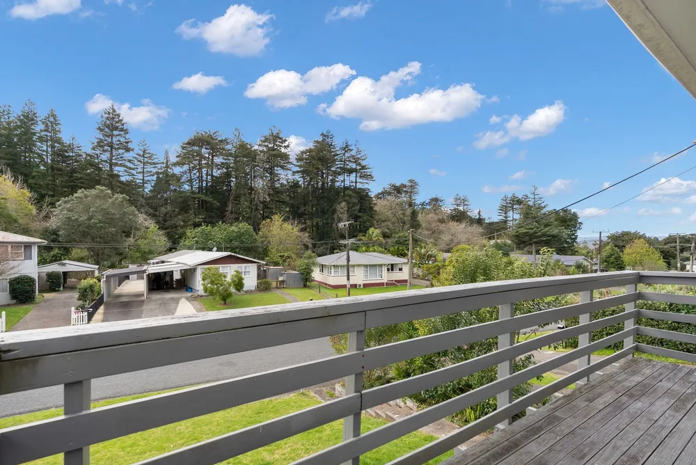 Photos of 13 Silverstream Road