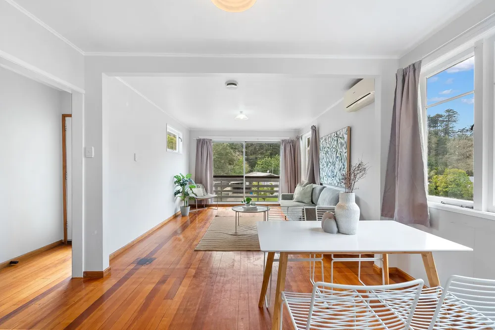 Photos of 13 Silverstream Road