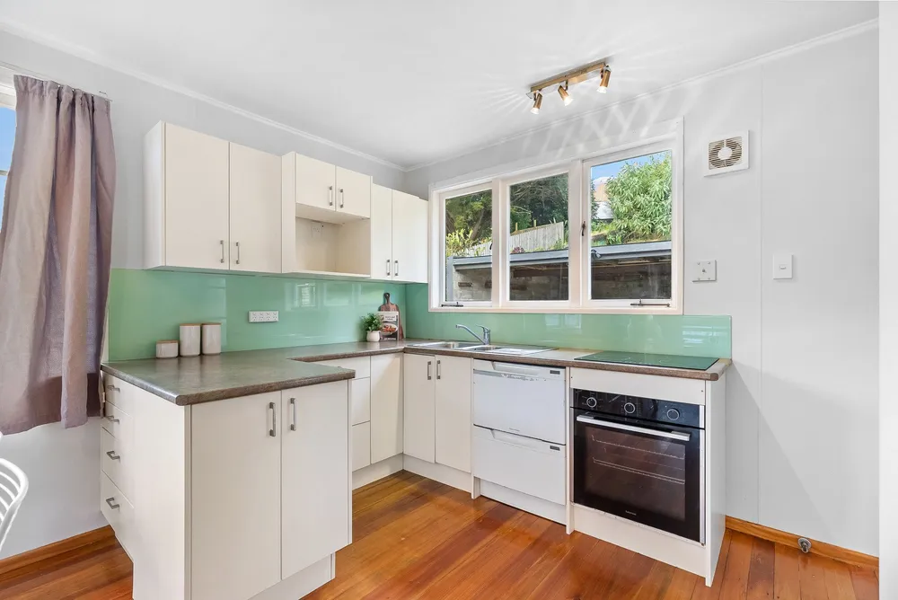 Photos of 13 Silverstream Road
