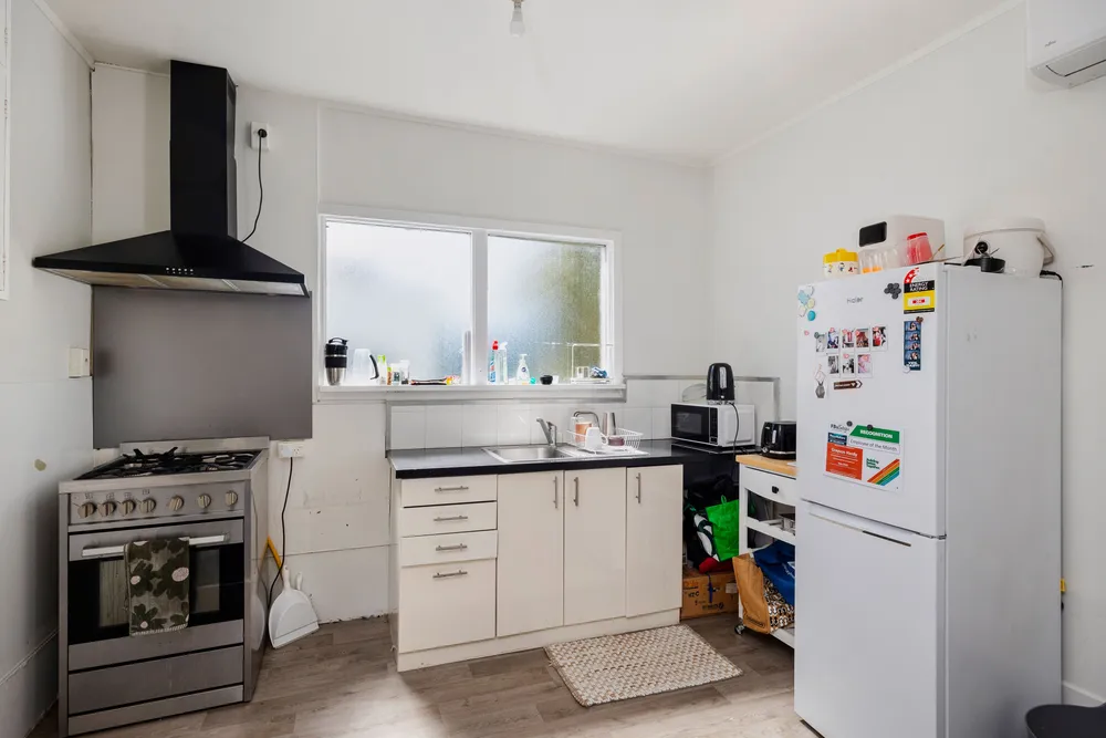 Photos of 74 Sackville Street