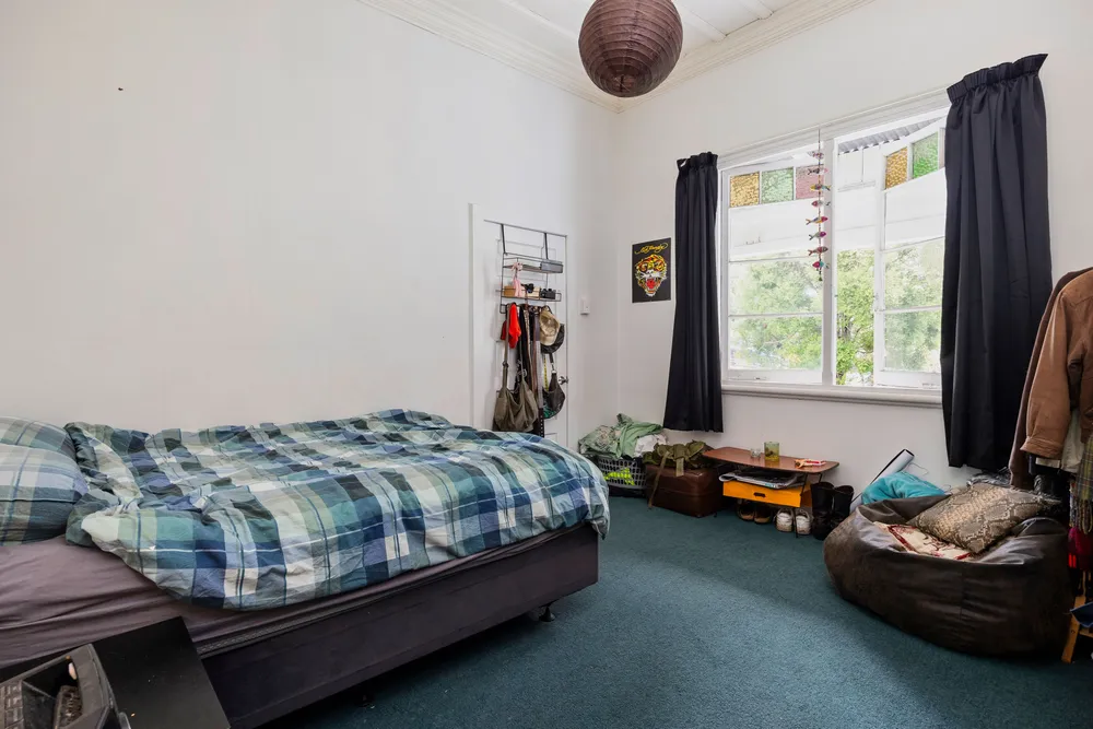 Photos of 74 Sackville Street