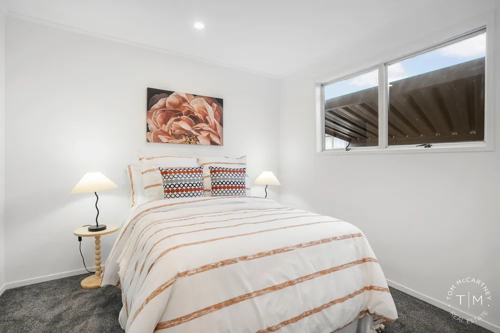 Photos of 11 Darnell Crescent