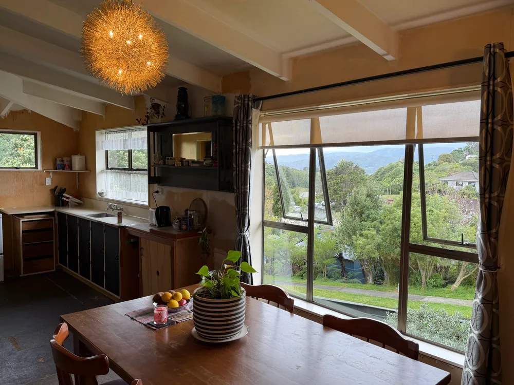 Photos of 23A Matuhi Street