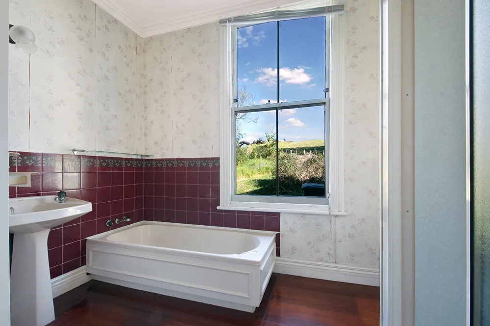 Photos of 290 Henderson Valley Road