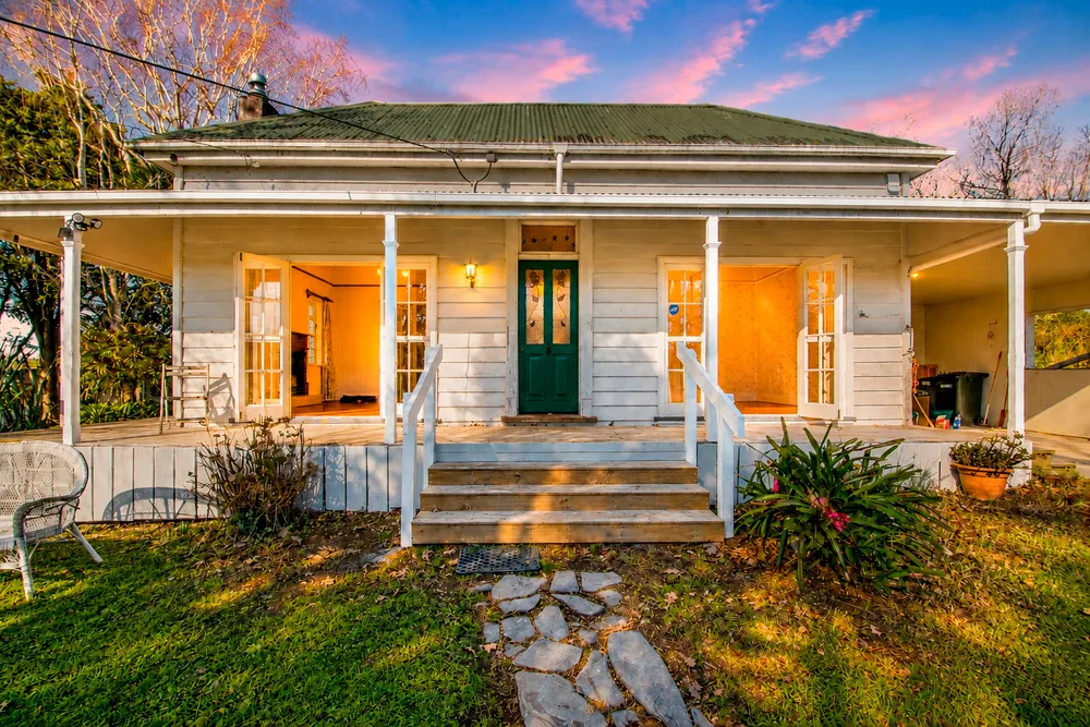 Photos of 290 Henderson Valley Road