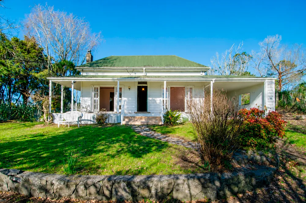 Photos of 290 Henderson Valley Road