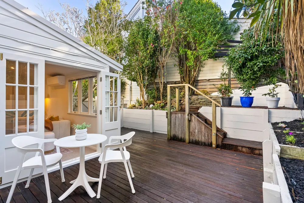 Photos of 29E St Stephens Avenue