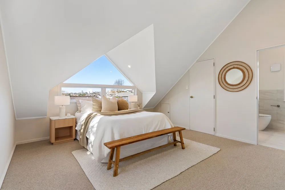 Photos of 29E St Stephens Avenue
