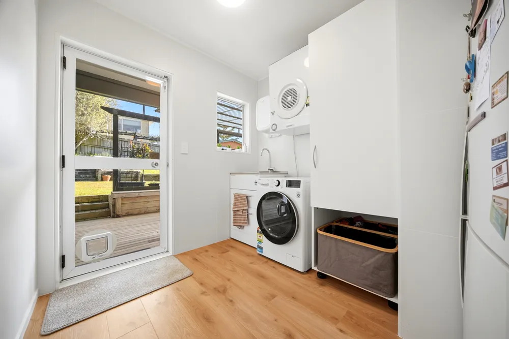 Photos of 8 Unsworth Drive