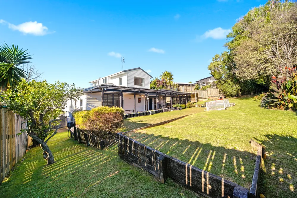 Photos of 8 Unsworth Drive
