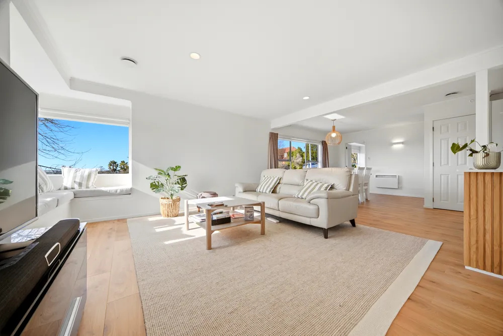 Photos of 8 Unsworth Drive