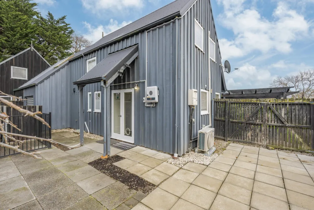 Photos of 10a Tisch Place