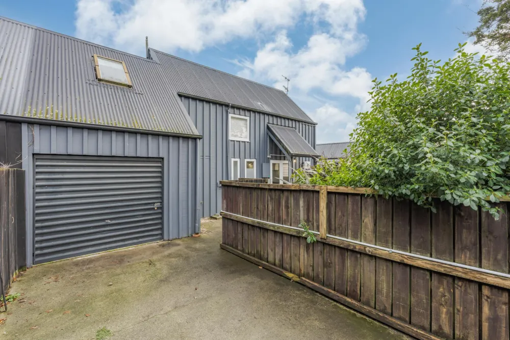Photos of 10a Tisch Place