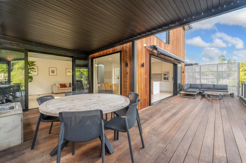 Photos of 25A Marvon Downs Avenue